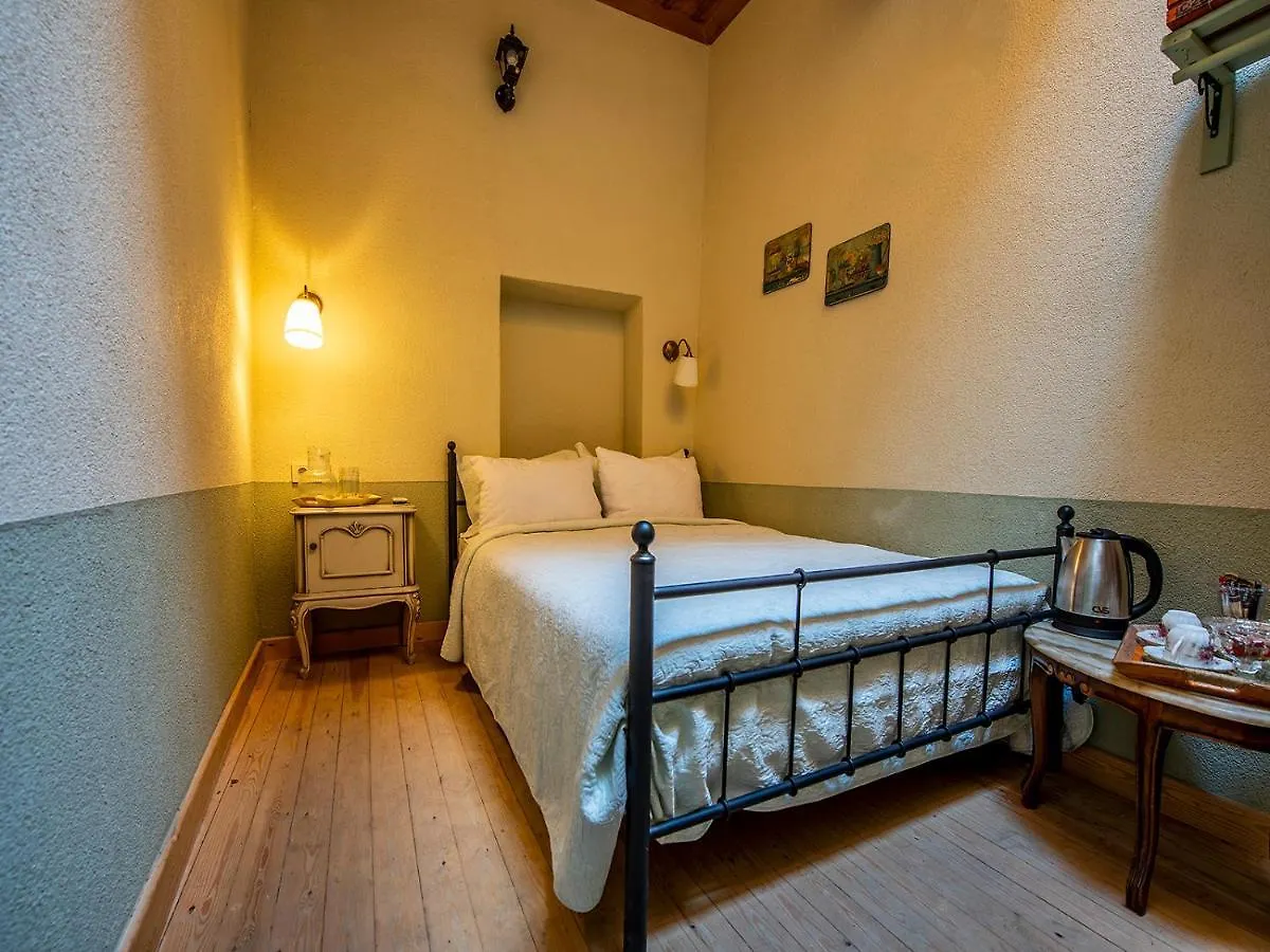 Cunda Fatma Hanim Konagi Apartment Balikesir Homestay