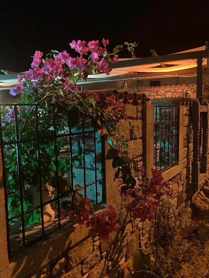 Cunda Fatma Hanim Konagi Apartment Balikesir